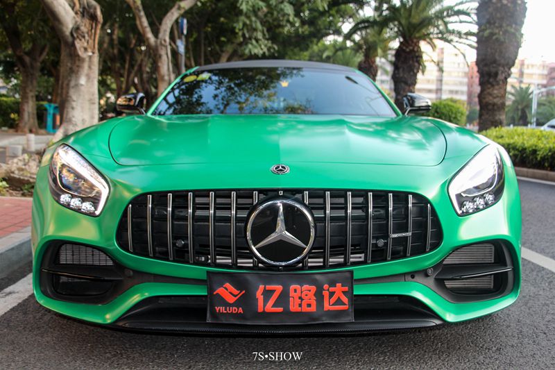 AMG-GT